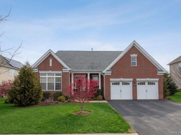 13 Tompkins Lane, Hopewell Junction, NY 12533