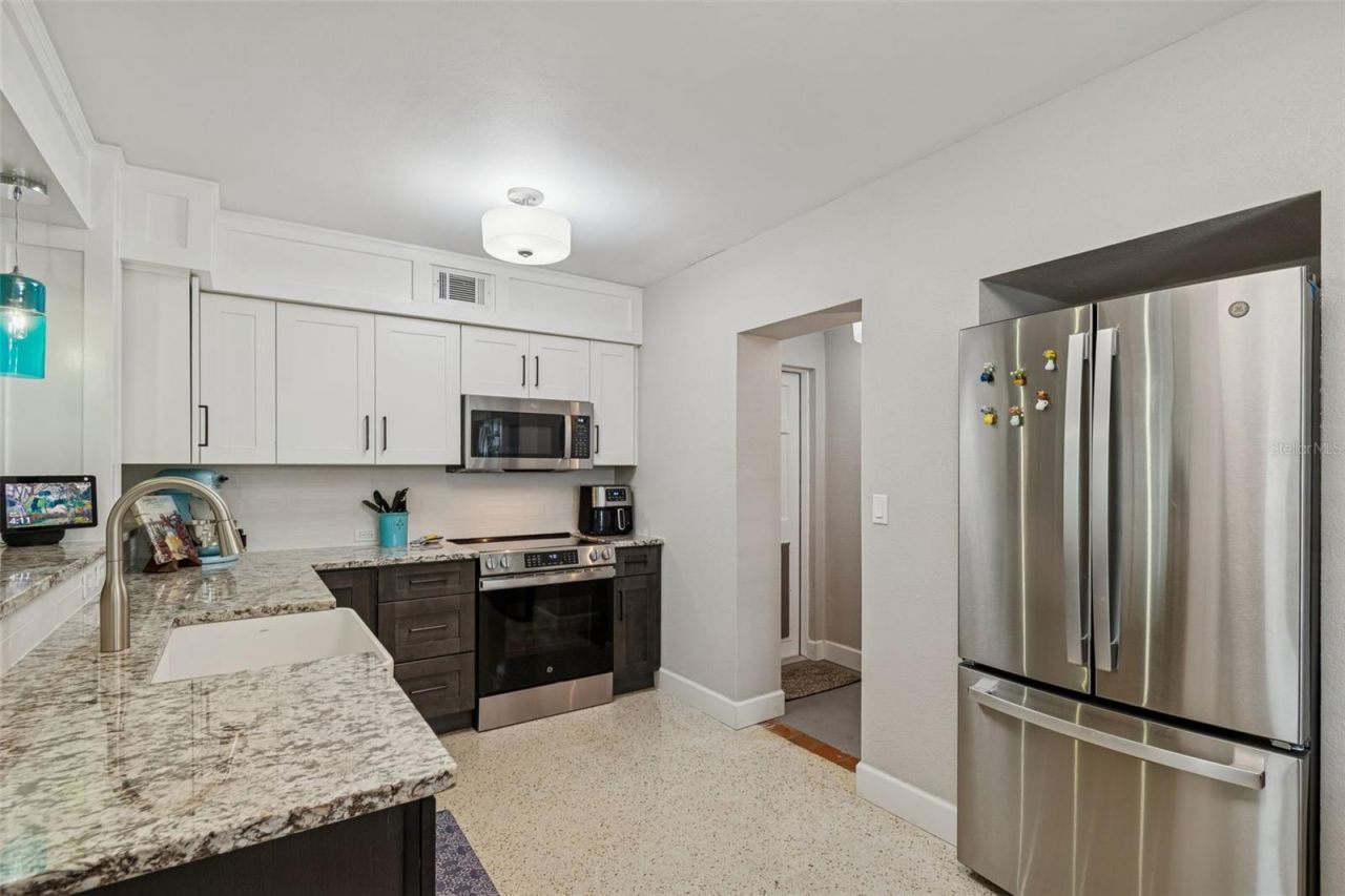2427 Baywood Drive W, Dunedin, FL 34698 Photo
