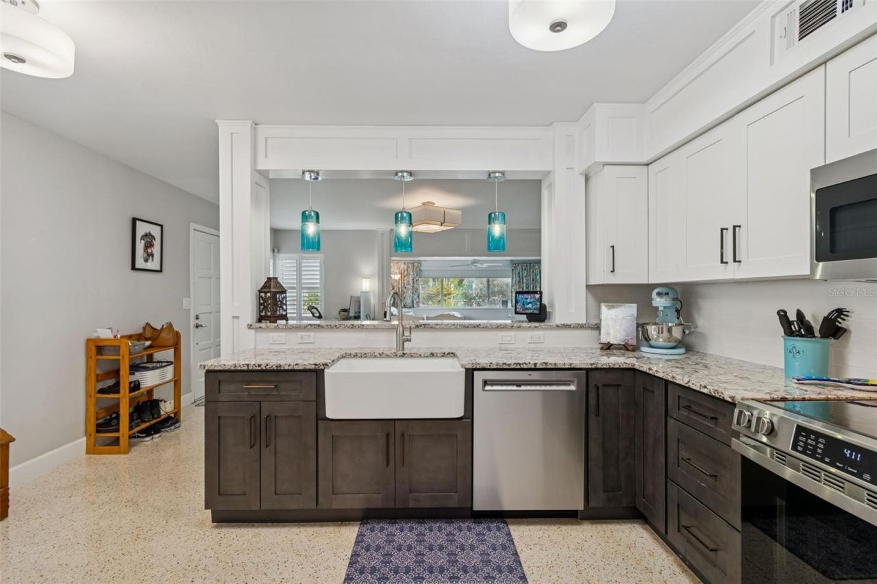 2427 Baywood Drive W, Dunedin, FL 34698 Photo