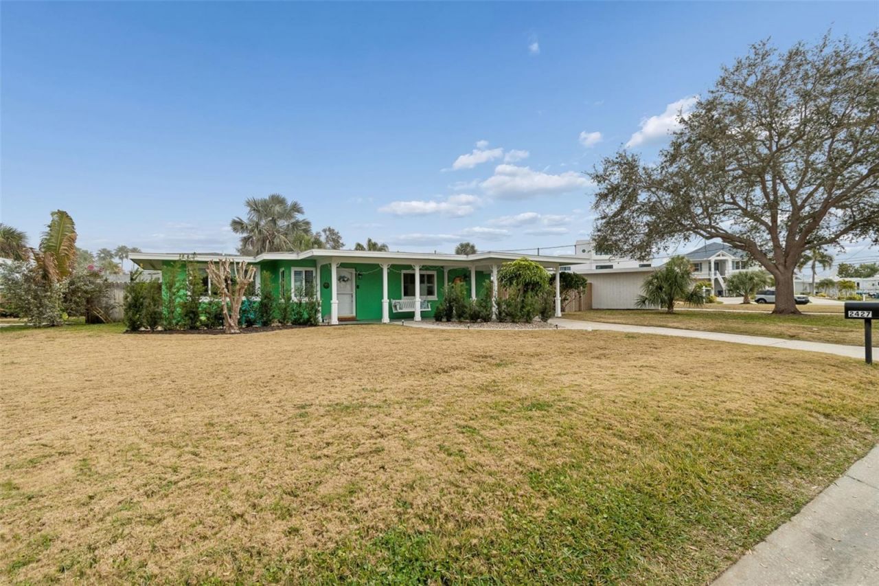 2427 Baywood Drive W, Dunedin, FL 34698 Photo