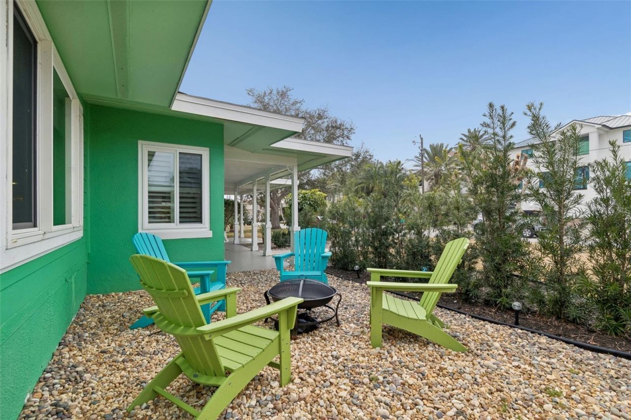 2427 Baywood Drive W, Dunedin, FL 34698 Photo