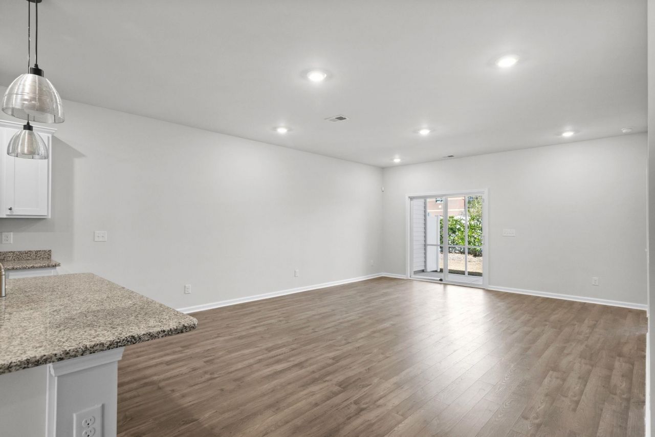 184 Sea Shell Dr.  Photo 7