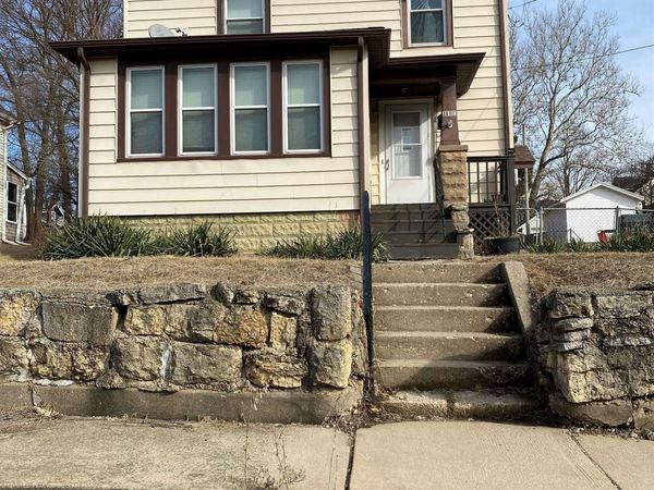 1130 16th Street, ROCKFORD, IL 61104