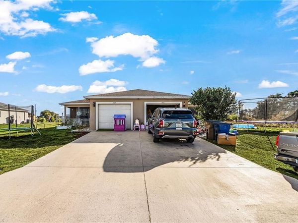 4409 & 4411 22nd ST SW, LEHIGH ACRES, FL 33973