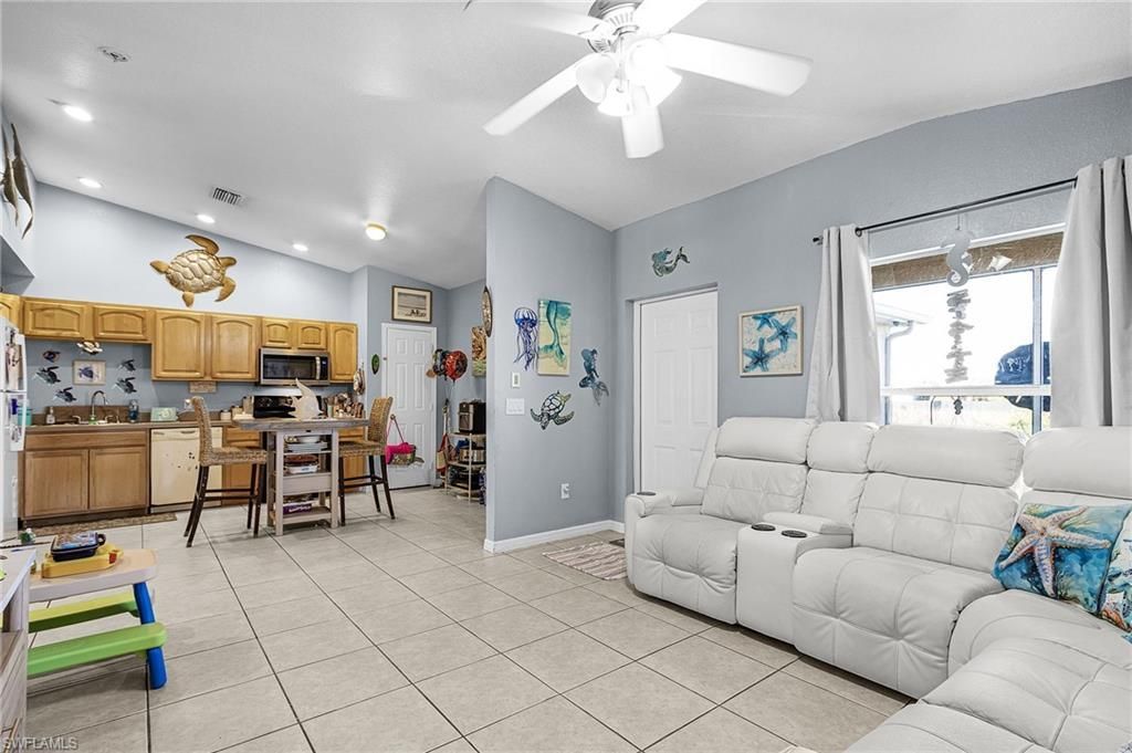 4409 & 4411 22nd St Sw, Lehigh Acres, FL 33973 Photo