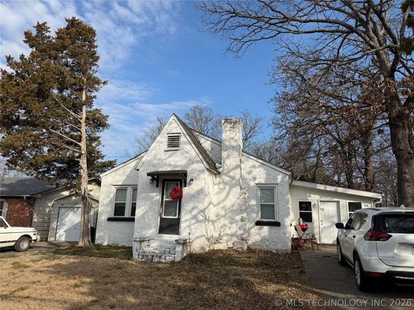 111 Leoser Street, Tahlequah, OK 74464