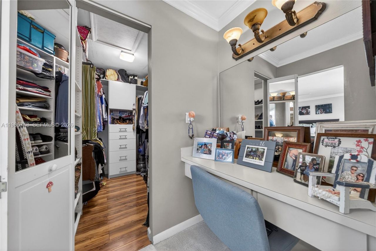 8733 Cleary Blvd, Plantation, FL 33324 Photo