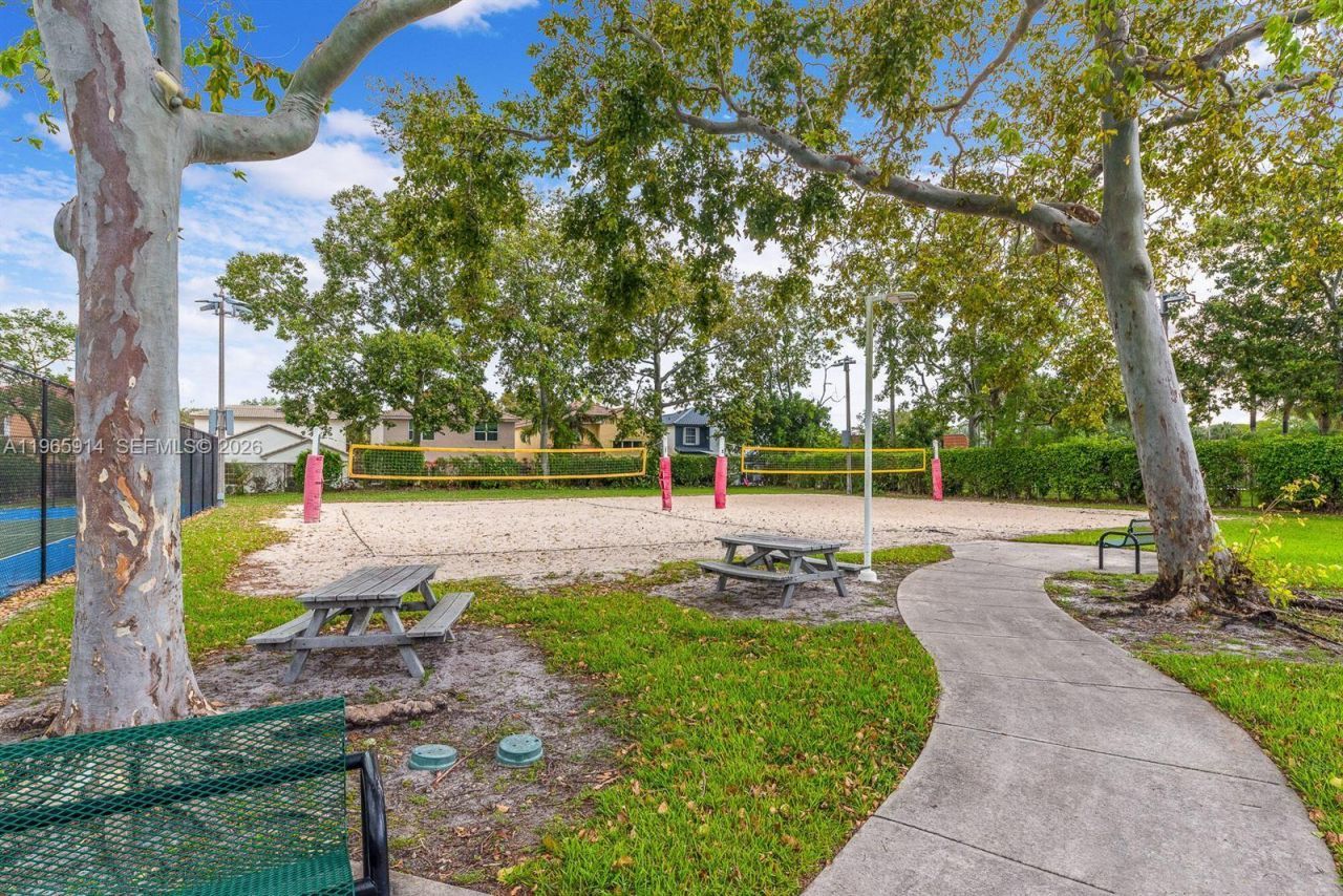 6 Chestnut Cir, Cooper City, FL 33026 Photo