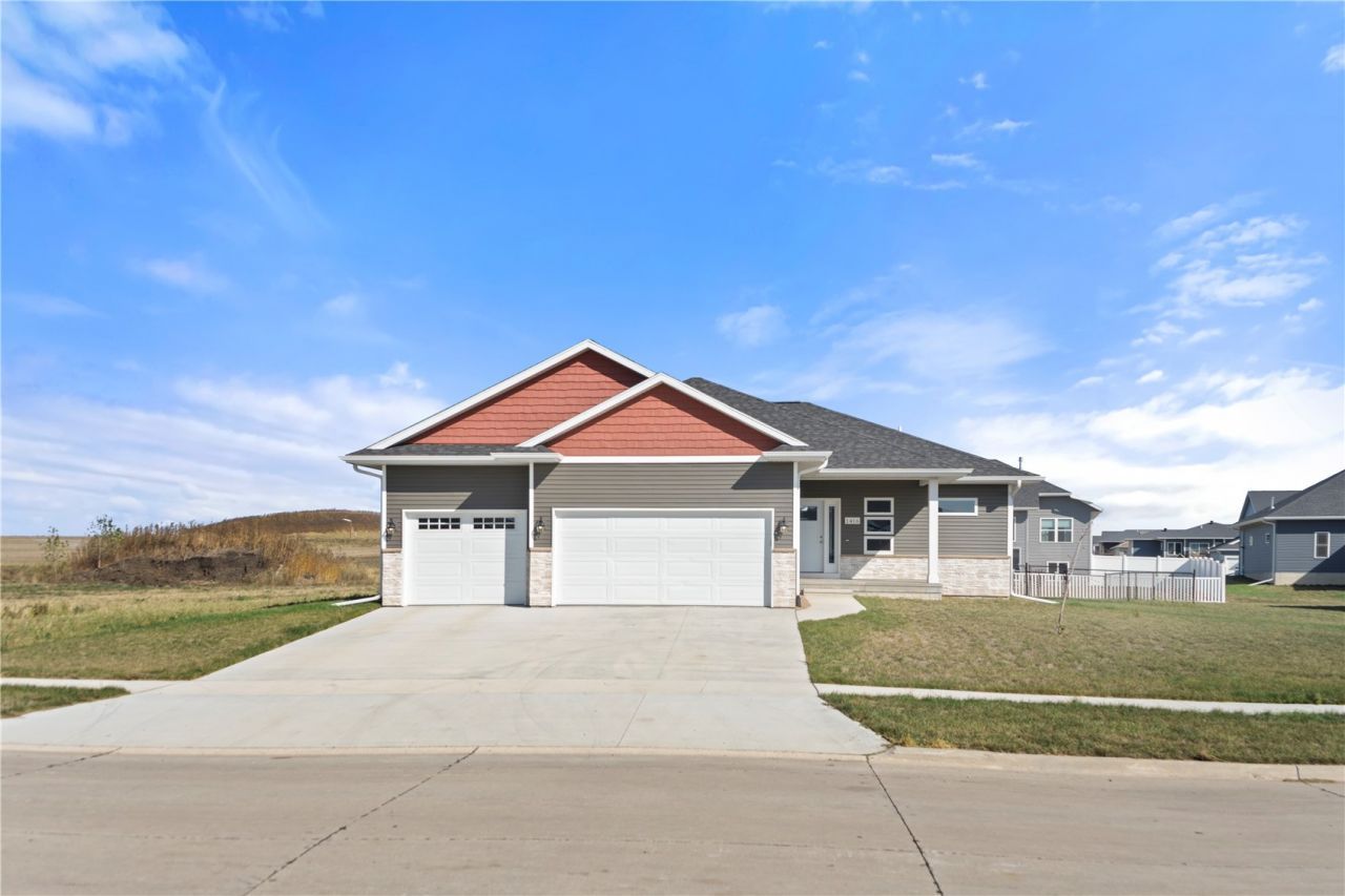 1416 Heartland Street, Fairfax, IA 52228 Main Photo