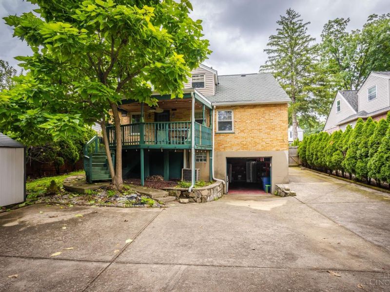 6705 Elwynne Drive, Silverton, OH 45236 Photo 16