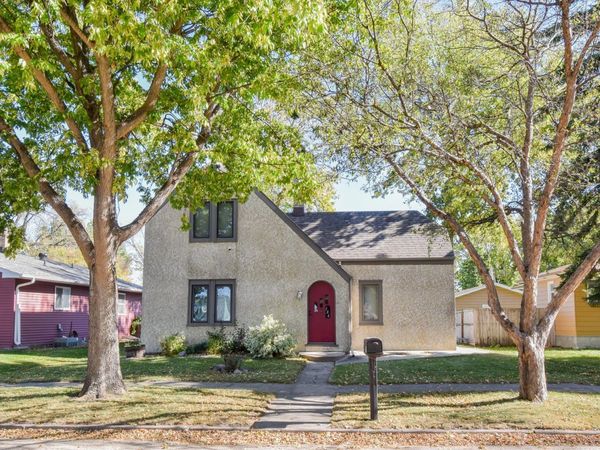 106 4th Street SE, Barnesville, MN 56514