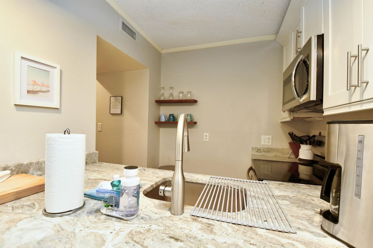 415 Ocean Creek Dr.  Photo 16