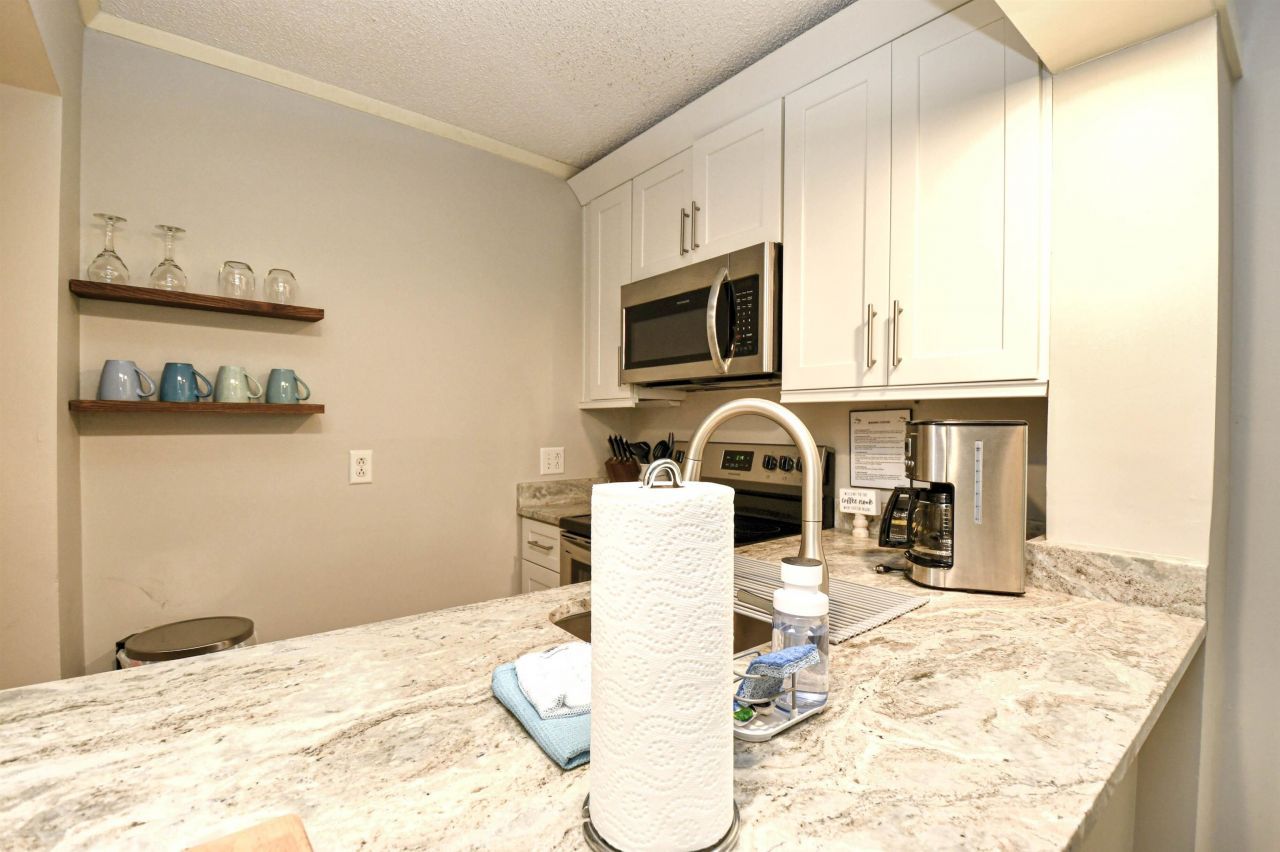 415 Ocean Creek Dr.  Photo 17