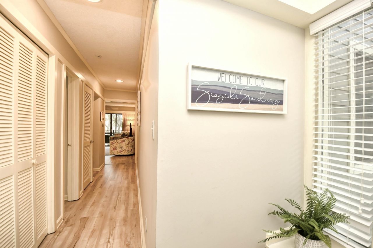 415 Ocean Creek Dr.  Photo 7