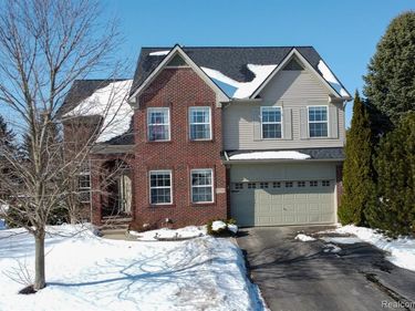 5731 Bingham Drive, Commerce Twp, MI 48382