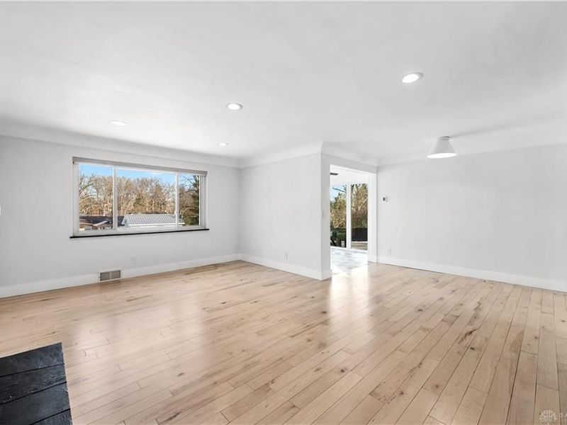 8160 Hopewell Road, Sycamore Township, OH 45242 Photo 3