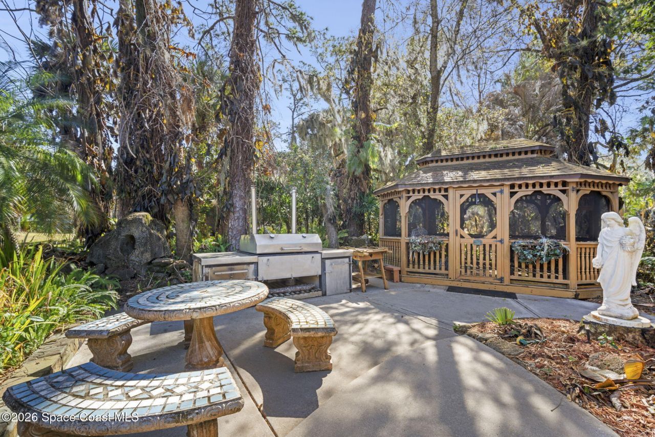 620 W Pine Road, Melbourne, FL 32904 Photo