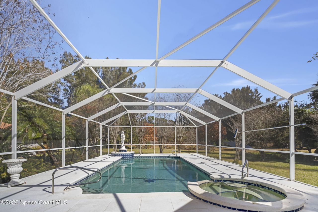 620 W Pine Road, Melbourne, FL 32904 Photo