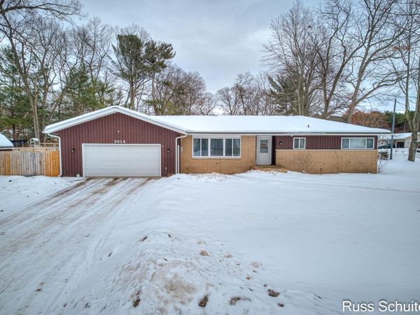 2014 Bluebird Lane, Muskegon, MI 49445
