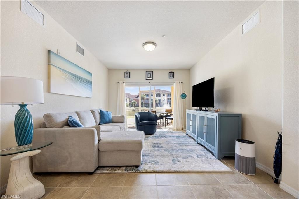 13180 Bella Casa Cir, Unit 166, Fort Myers, FL 33966 Photo