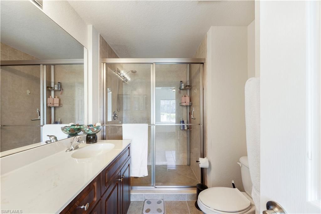 13180 Bella Casa Cir, Unit 166, Fort Myers, FL 33966 Photo