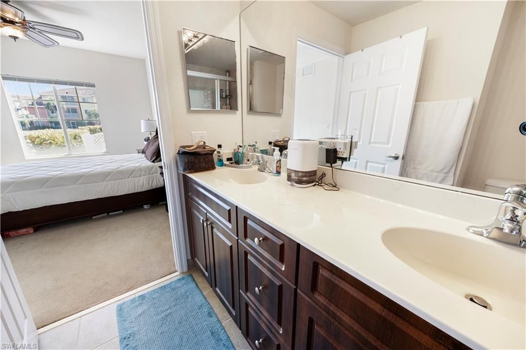 13180 Bella Casa Cir, Unit 166, Fort Myers, FL 33966 Photo