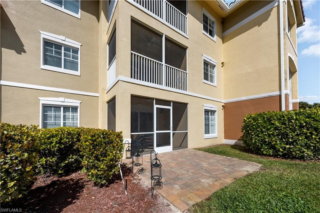 13180 Bella Casa Cir, Unit 166, Fort Myers, FL 33966 Photo