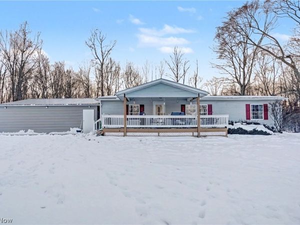 9672 Whippoorwill Road, Diamond, OH 44412