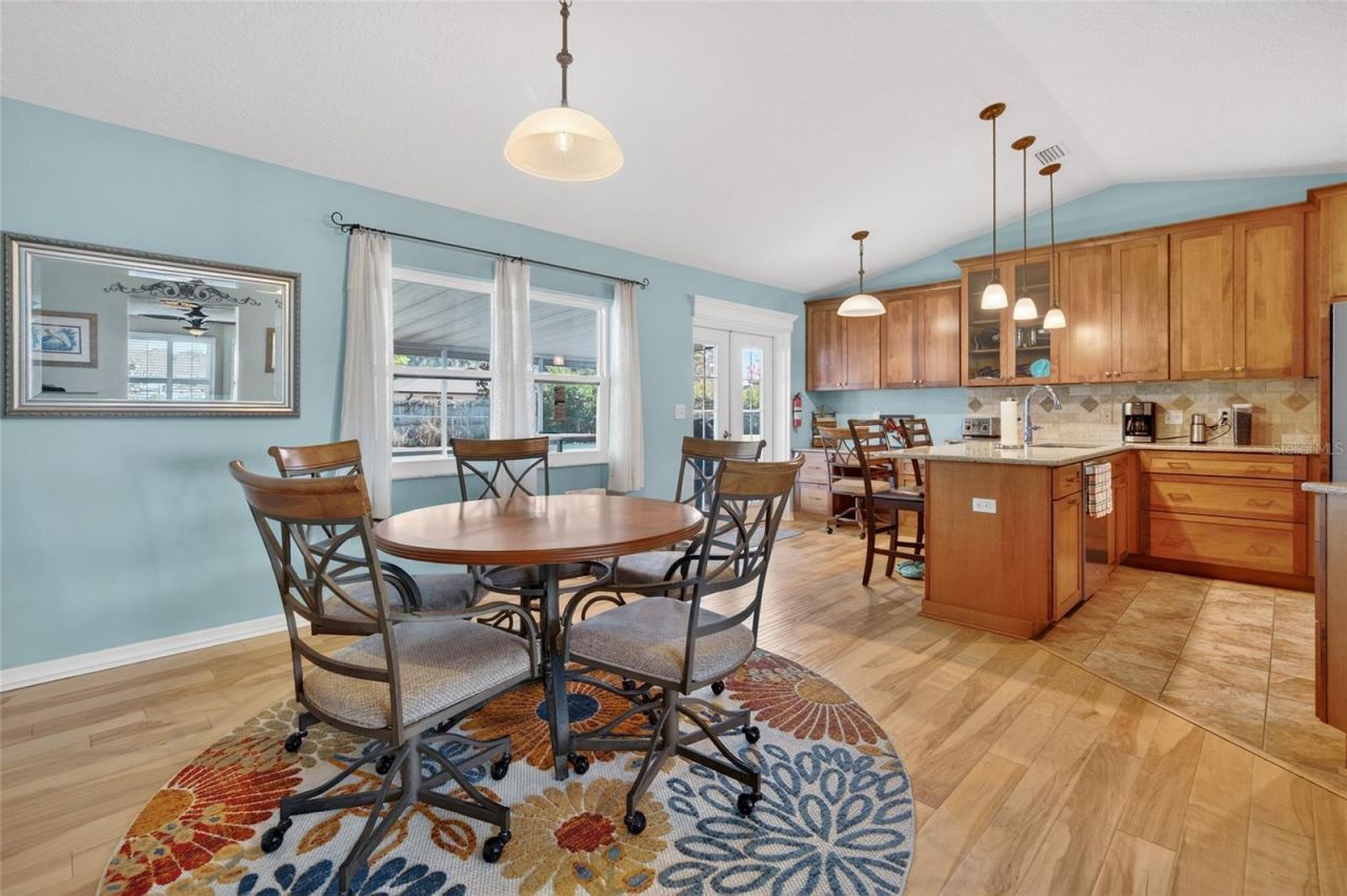 5118 Royal Oak Drive, Fruitland Park, FL 34731 Photo