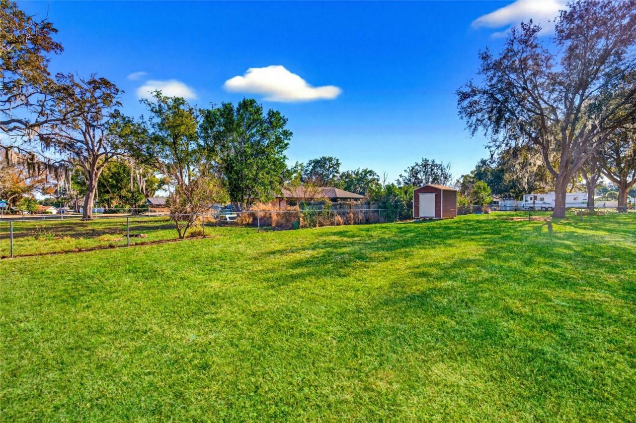 5118 Royal Oak Drive, Fruitland Park, FL 34731 Photo