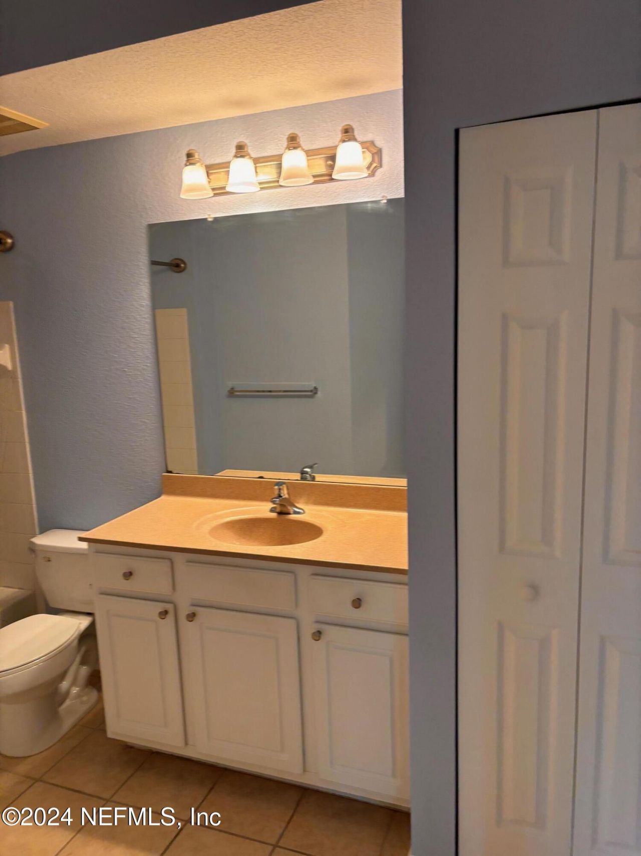 10075 Gate Parkway N, Unit 2413, Jacksonville, FL 32246 Photo