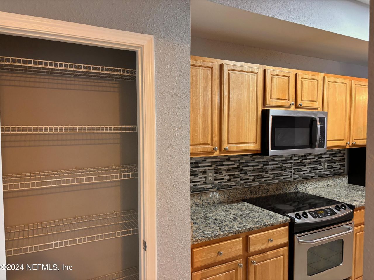 10075 Gate Parkway N, Unit 2413, Jacksonville, FL 32246 Photo