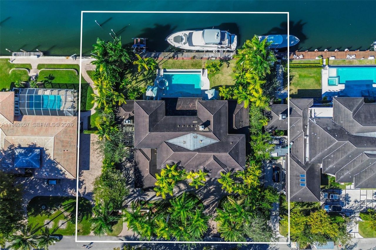 9320 Balada St , Coral Gables, FL 33156 Photo