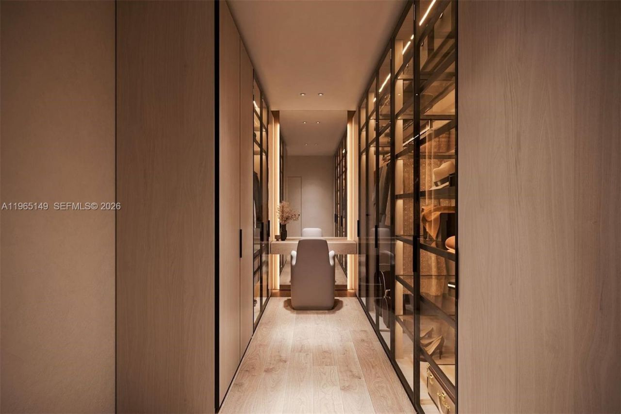 261 NE 43rd St, Miami, FL 33137 Photo