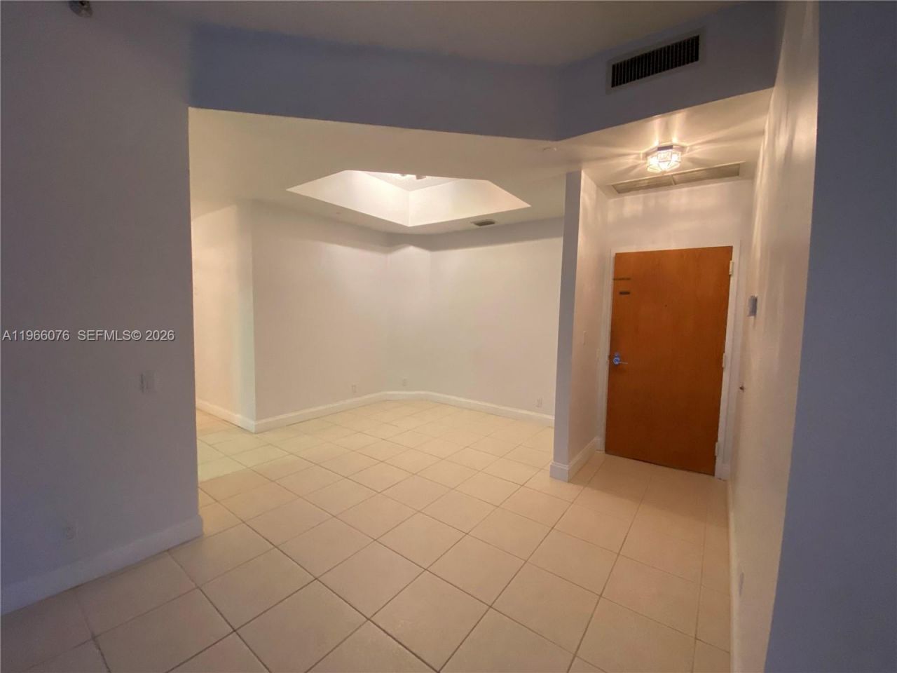 3640 Yacht Club Dr, Unit 103, Aventura, FL 33180 Photo