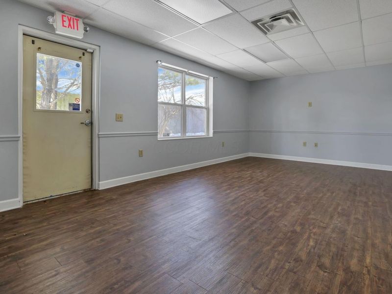 967 Worthington Woods Loop Road, Columbus, OH 43085 Photo 12