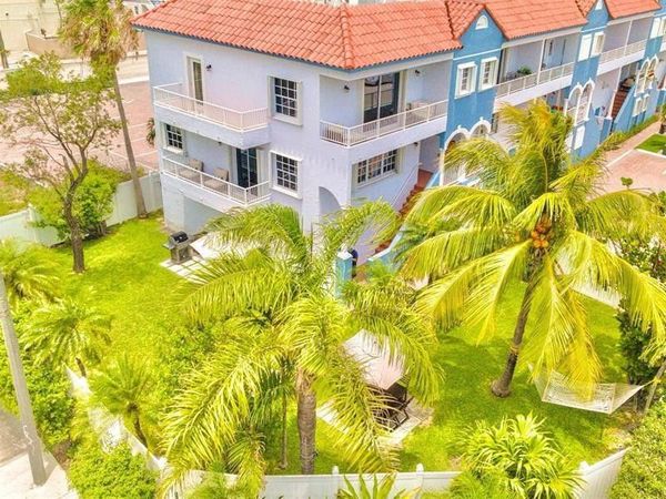 355 Virginia St, Hollywood, FL 33019