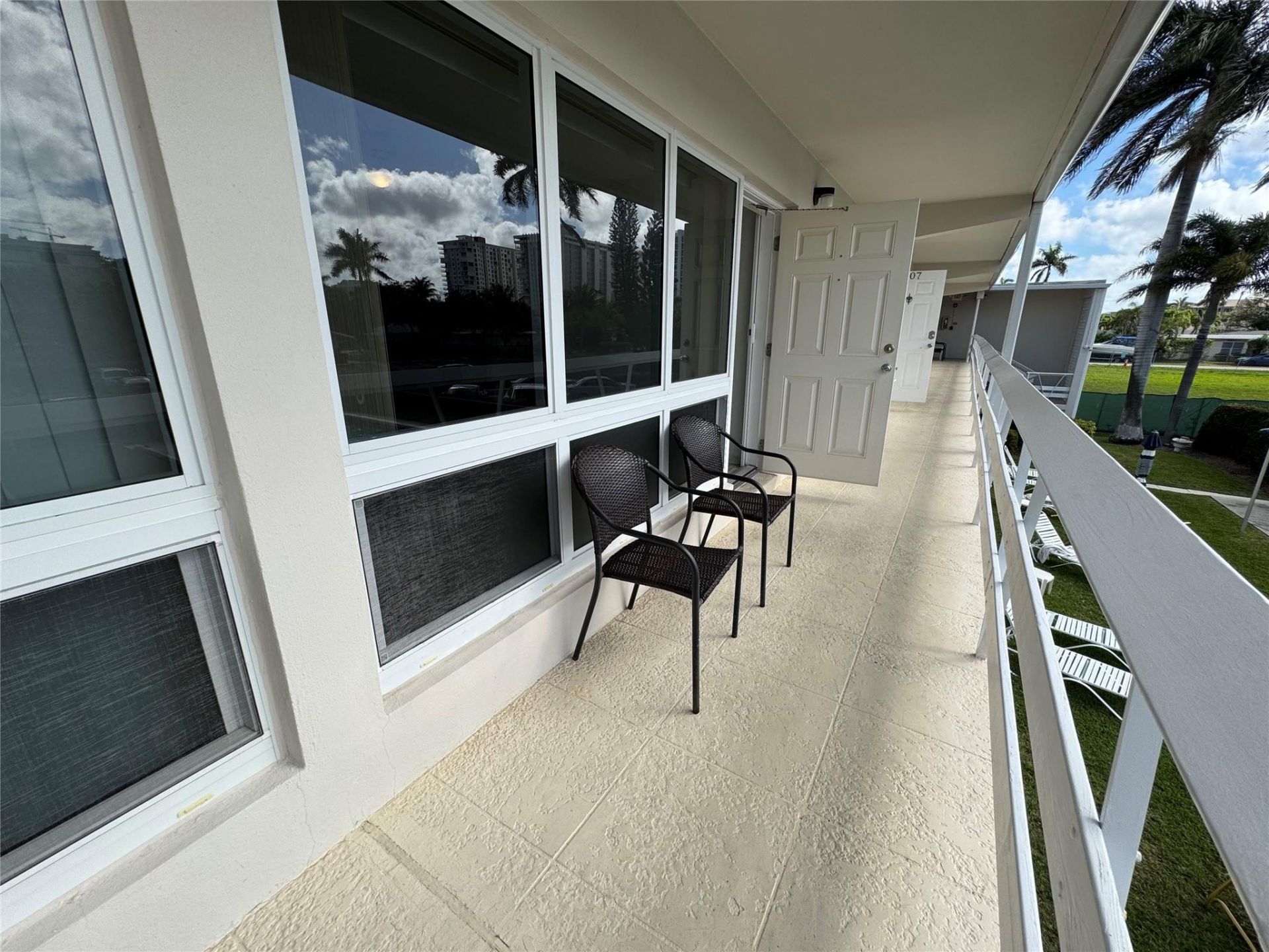 3205 SE 7th Street, Unit 201, Pompano Beach, FL 33062 Photo