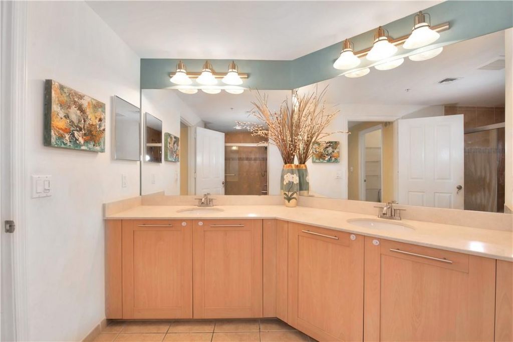 511 SE 5th Avenue, Unit 1217, Fort Lauderdale, FL 33301 Photo