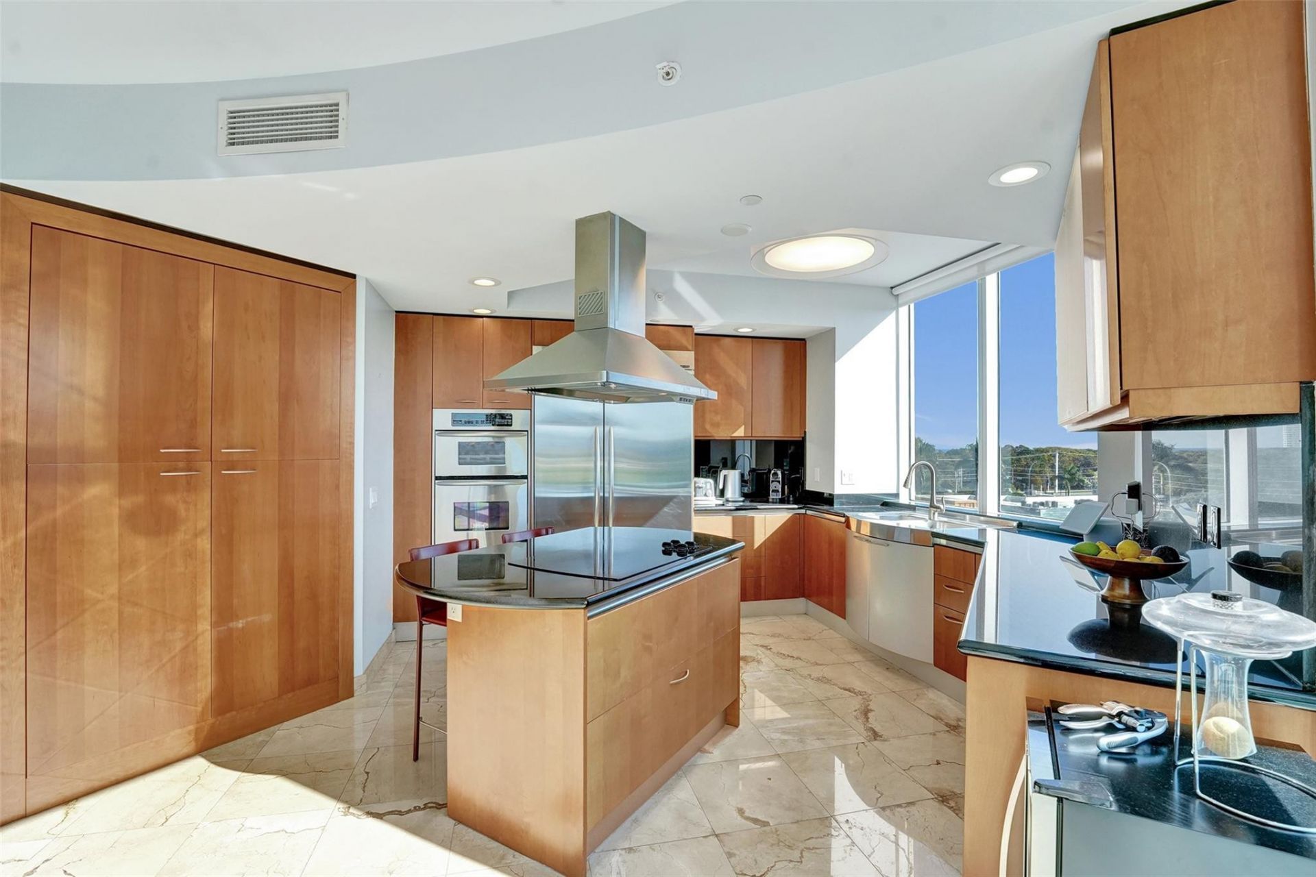 2845 NE 9th Street, Unit 601, Fort Lauderdale, FL 33304 Photo