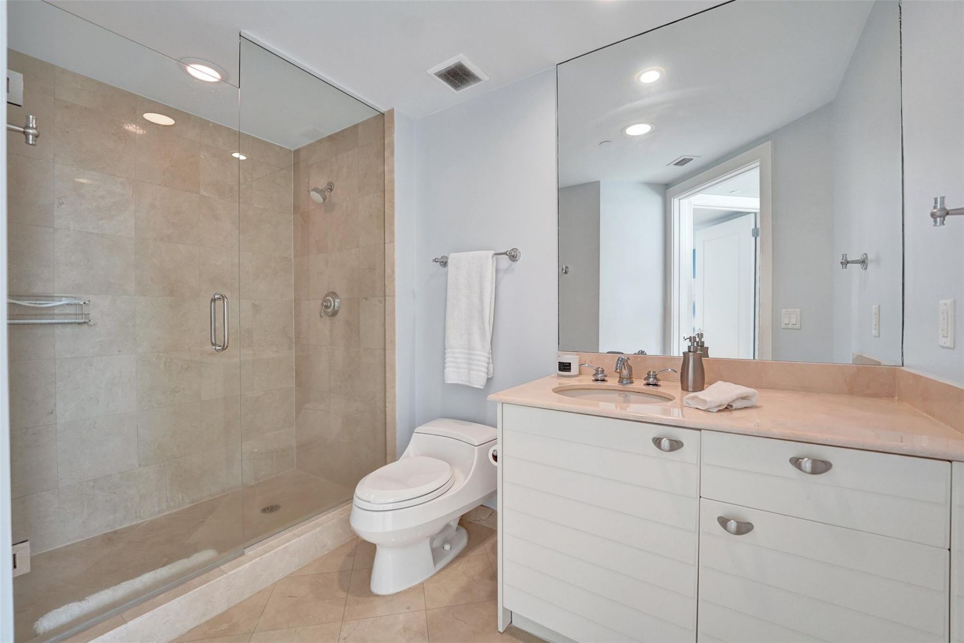 2845 NE 9th Street, Unit 601, Fort Lauderdale, FL 33304 Photo