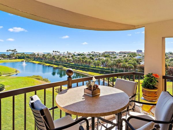 401 Ocean Bluffs Boulevard, Unit 402, Jupiter, FL 33477