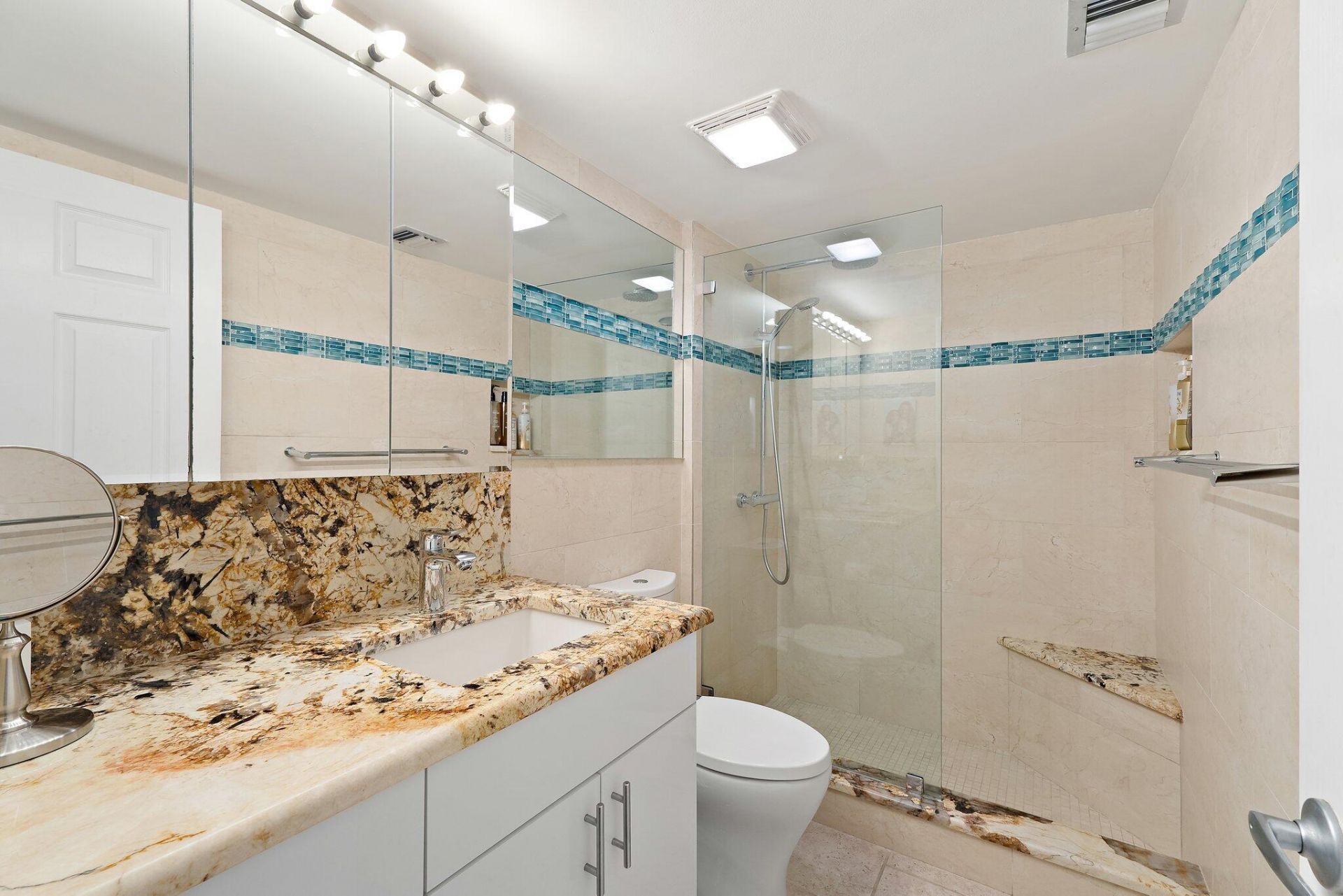401 Ocean Bluffs Boulevard, Unit 402, Jupiter, FL 33477 Photo