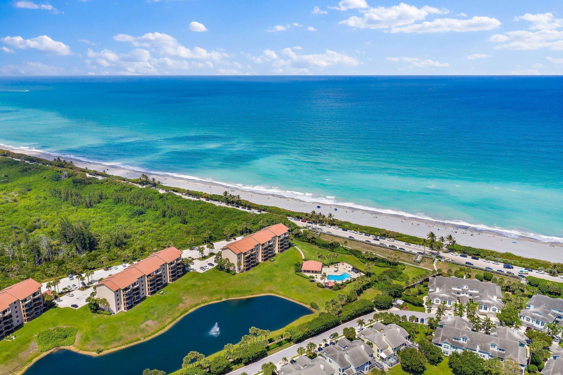 401 Ocean Bluffs Boulevard, Unit 402, Jupiter, FL 33477 Photo