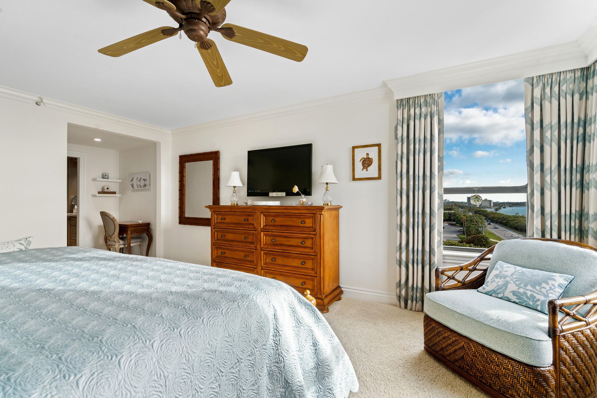 19670 Beach Road, Unit Ph B-4, Jupiter, FL 33469 Photo