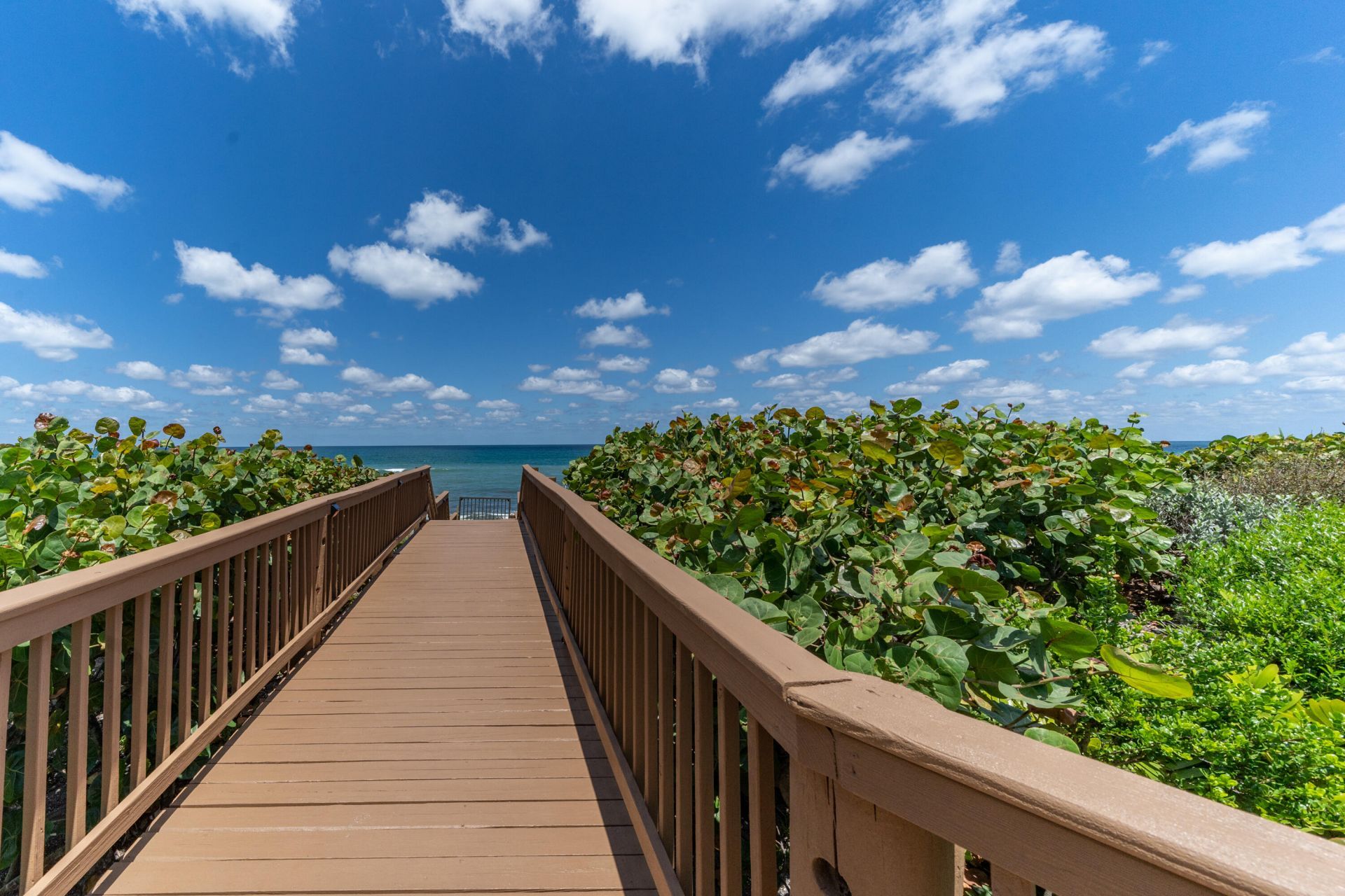 19670 Beach Road, Unit Ph B-4, Jupiter, FL 33469 Photo