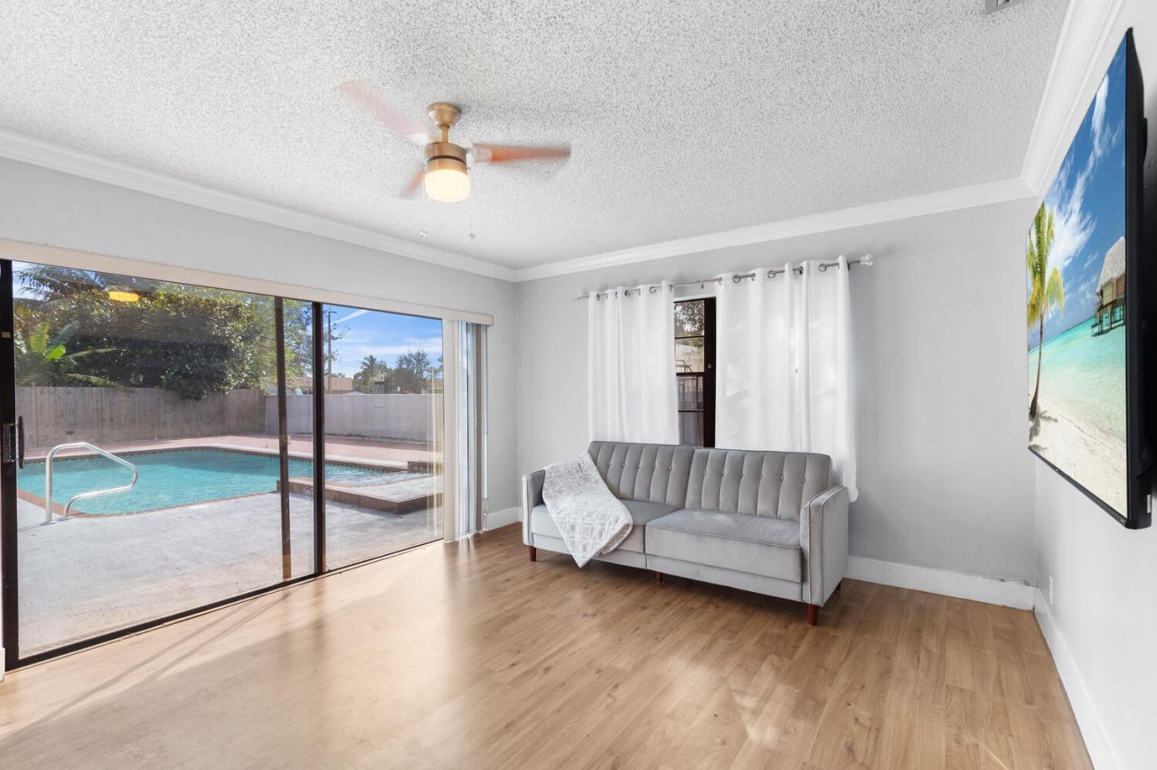 3301 NW 97th Terrace, Sunrise, FL 33351 Photo