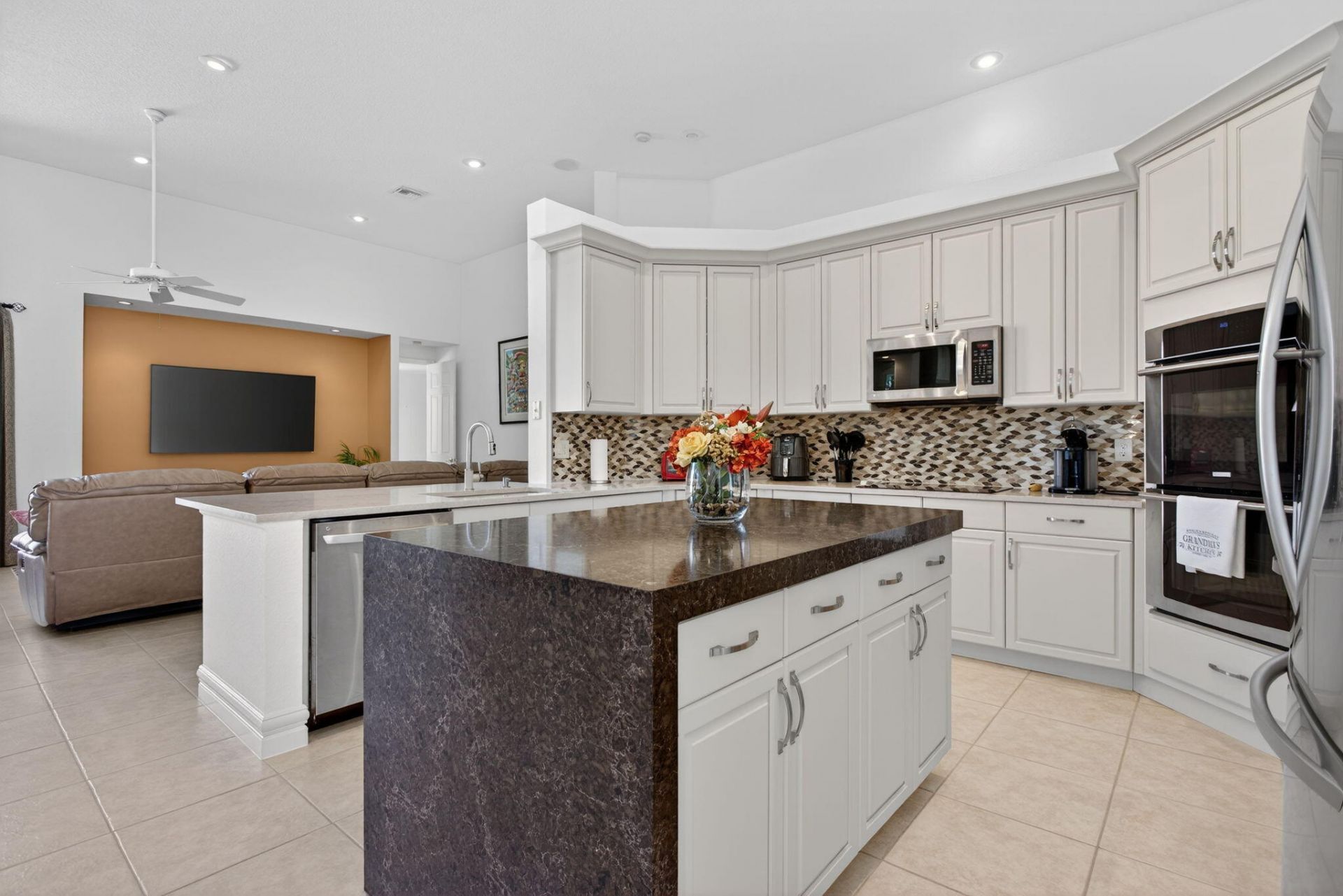 6855 NW 102nd Lane, Parkland, FL 33076 Photo