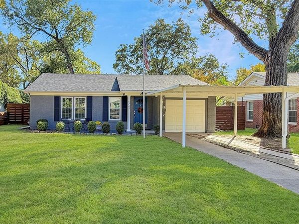 5709 N Schilder Drive, River Oaks, TX 76114