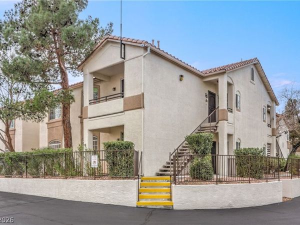 1830 N Buffalo Drive, Unit 2090, Las Vegas, NV 89128